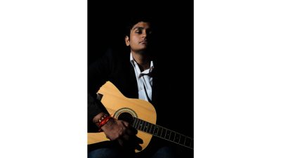 Aditya-Ramkumar-pays-a-Musical-Tribute-to-the-Nation-ahead-of-76th-Republic-day-1.png