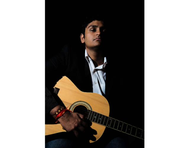 Aditya-Ramkumar-pays-a-Musical-Tribute-to-the-Nation-ahead-of-76th-Republic-day-1.png