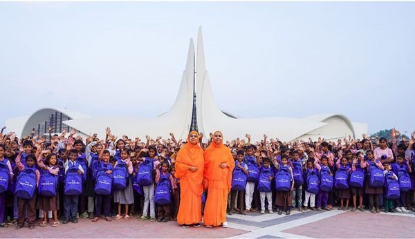 Jagadguru-Kripalu-Parishat.jpg
