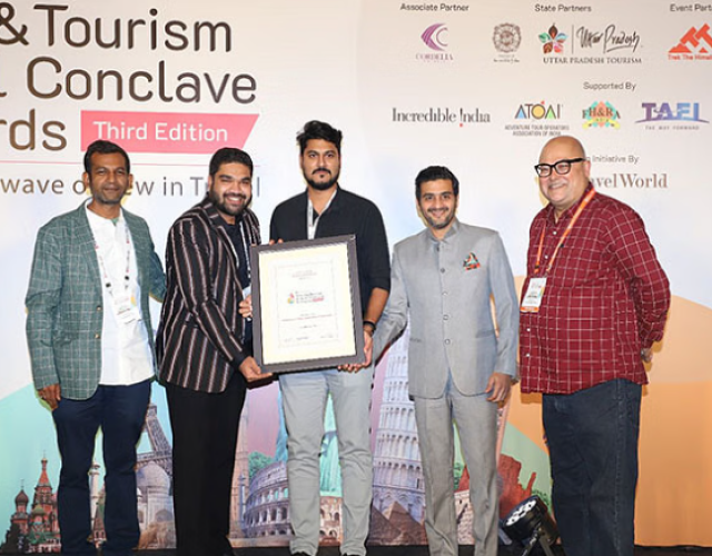 JustWravel-Wins-Best-Adventure-Tour-Operator-Award-from-Economic-Times-Celebrates-8-Years-of-Connecting-Travelers.png