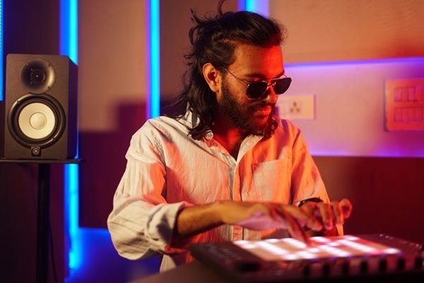 Manan-Bansal-music-producer.jpg