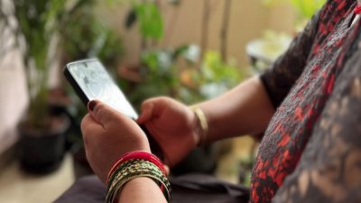 Research-exposes-how-women-in-India-are-being-abused-shamed-and-silenced-online.jpg