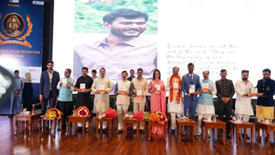 Tamil-Nadu-Youngster-Josan-Ranjjiths-book-launched-at-Bharat-Mandapam-Pragati-Maidan-Delhi.png