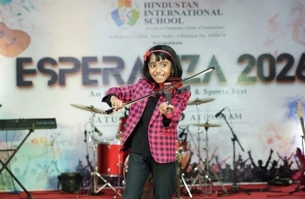 Victoria-Isaac-performing-at-Esperanza-2026-Buckingham-Hall-Karapakkam.jpg